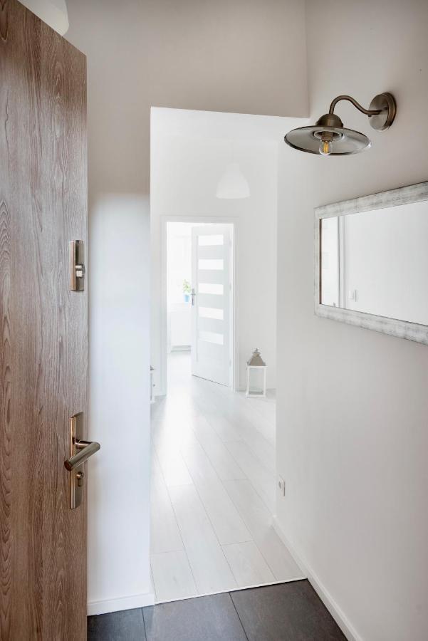 דירות Apartament Delux 2 Legnica Ul. Kominka 16 מראה חיצוני תמונה
